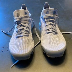 Nike Air Vapormax Flynit 3 Size 12 in Women’s